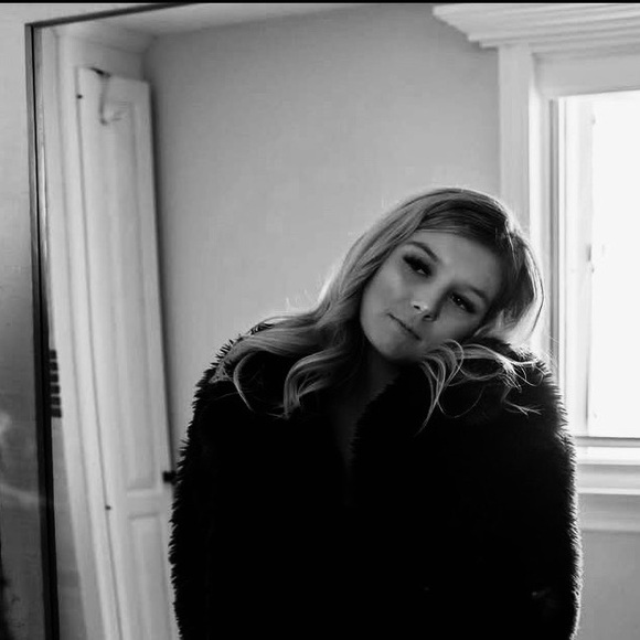 LIVE SHOW LISTING LIKE THIS TO BE NOTIFIED WHEN I GO LIVE!!!Tuesday - Wednesday - Picture 5 of 14